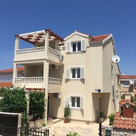 Apartment Vucica 塞维德 外观 照片