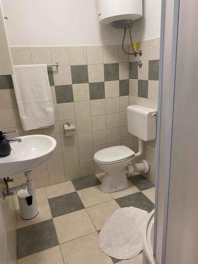Apartment Vucica 塞维德 外观 照片
