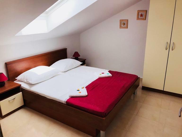Apartment Vucica 塞维德 外观 照片